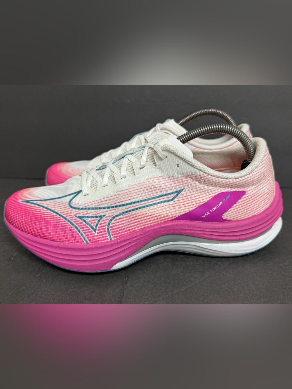 Mizuno Women's Wave Rebellion Flash Running Shoes Size 10.5 EUC $160